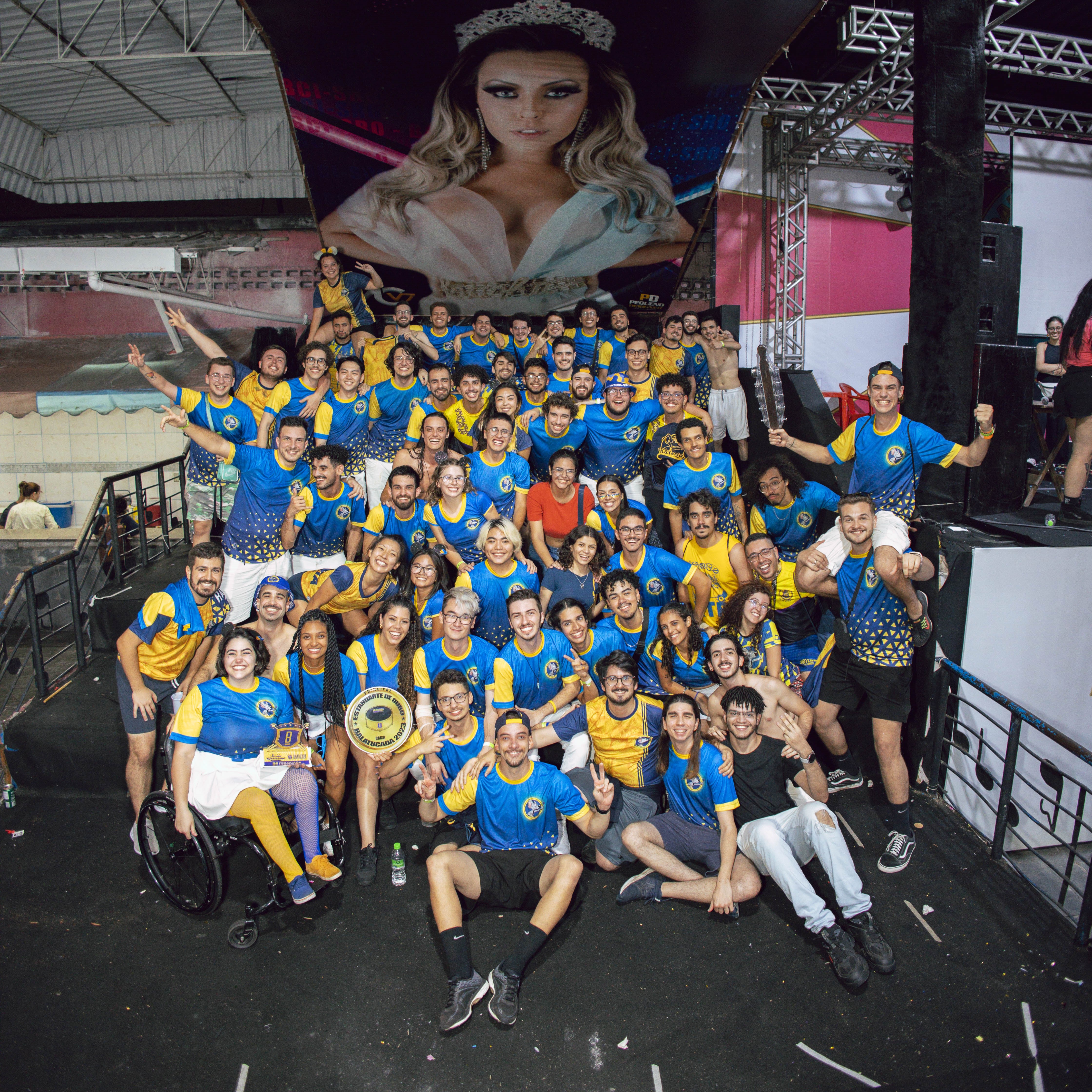 Foto da comemoração pós-premiação da competição Balatucada 2023